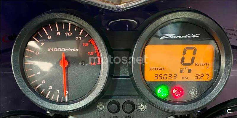 Suzuki Bandit 650 S – Vista 10