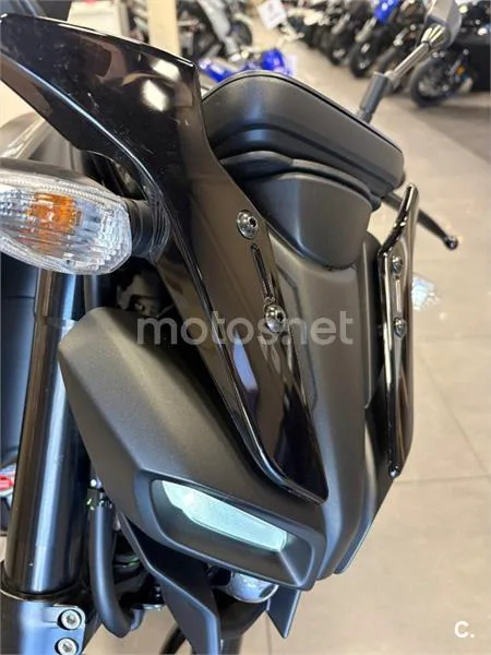 Yamaha MT-125 – Vista 4