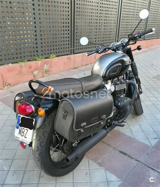 Triumph Bonneville T120 – Vista 10