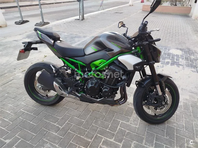 Kawasaki Z900 – Vista 2