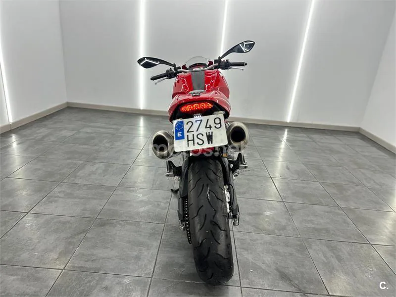 Ducati Monster 696 – Vista 23