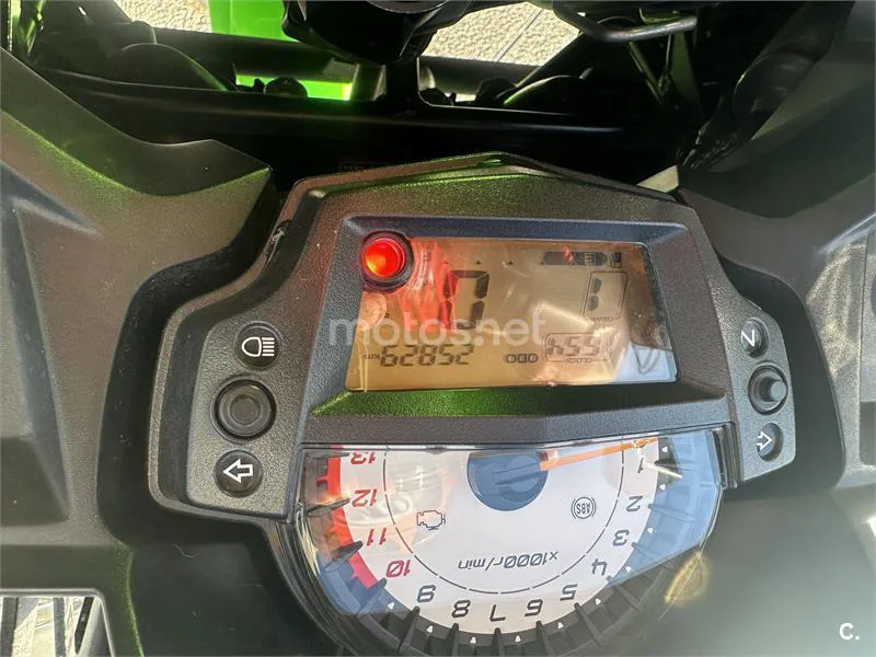 Kawasaki Versys – Vista 6