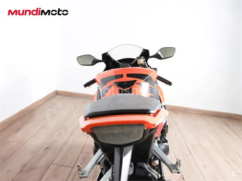 Honda CBR 1000 RR Fireblade – Vista 4