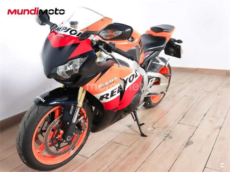 Honda CBR 1000 RR Fireblade – Vista 7