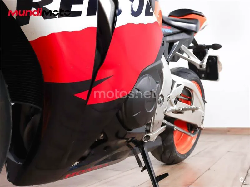 Honda CBR 1000 RR Fireblade – Vista 10