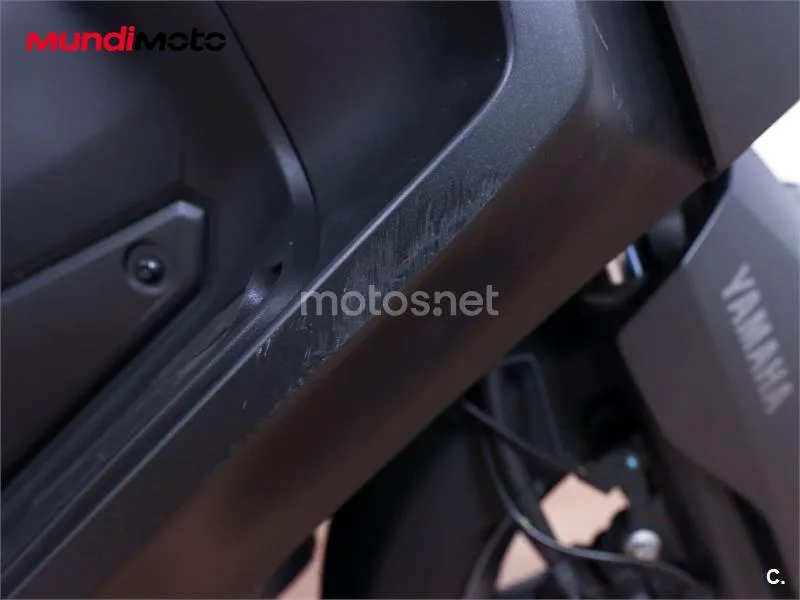Yamaha XMAX 125 – Vista 23