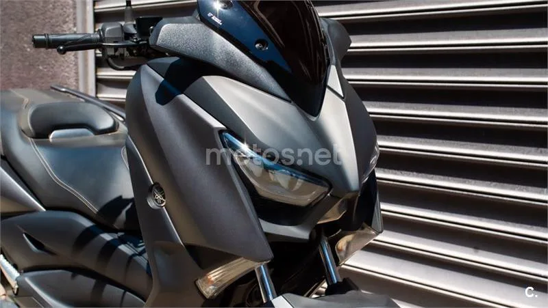 Yamaha XMAX 125 – Vista 3