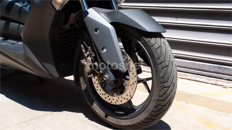 Yamaha XMAX 125 – Vista 4
