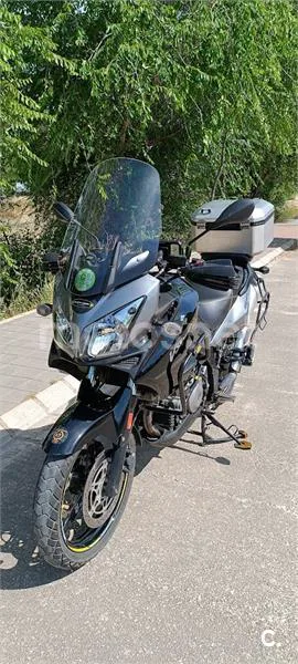 Suzuki V-Strom 1000 – Vista 5
