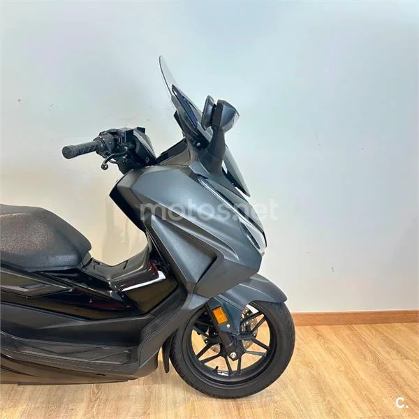 Honda Forza 125 – Vista 7