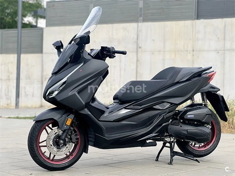 Honda Forza 125 – Vista 2