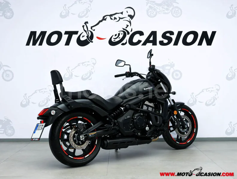 Kawasaki Vulcan S – Vista 3