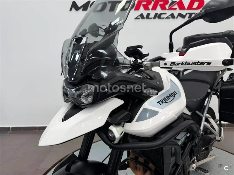 Triumph Tiger 900 – Vista 23