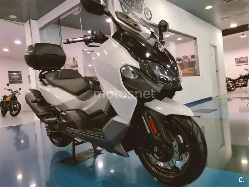 SYM Maxsym TL 500 – Vista 4
