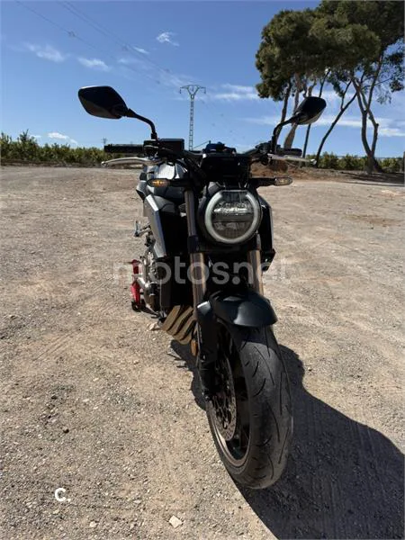 Honda CB 650 R – Vista 7
