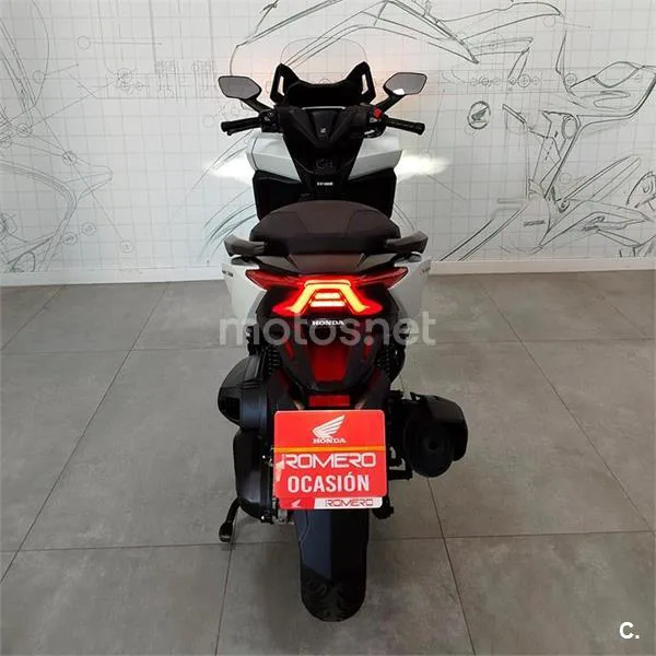Honda Forza 350 – Vista 5