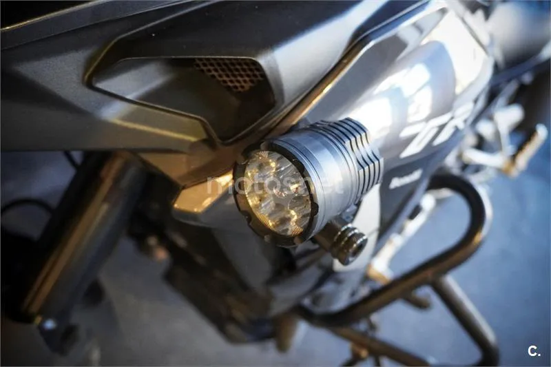 Benelli TRK 502 – Vista 11