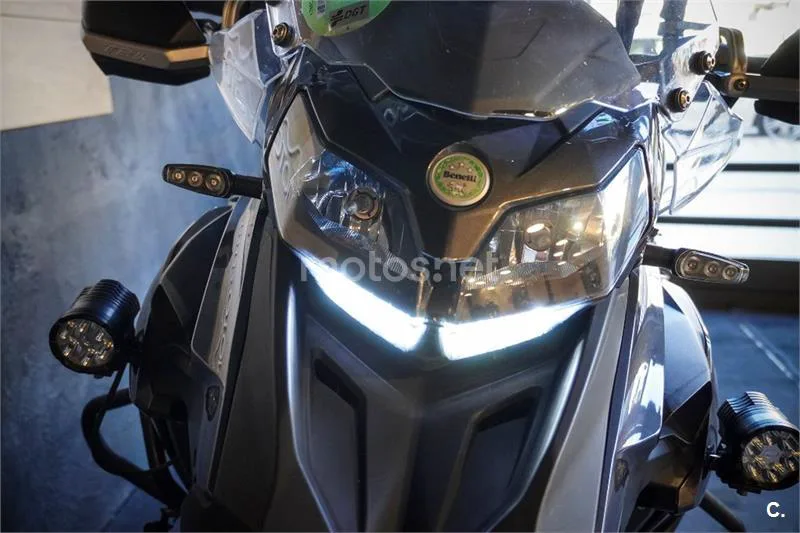 Benelli TRK 502 – Vista 19
