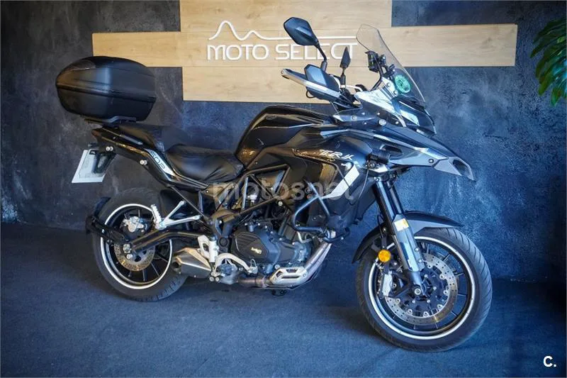 Benelli TRK 502 – Vista 3
