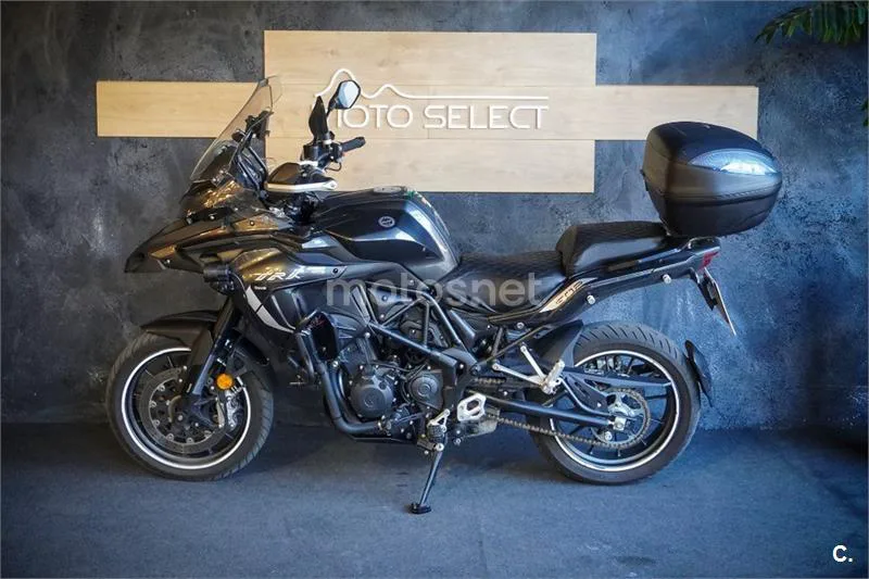Benelli TRK 502 – Vista 8
