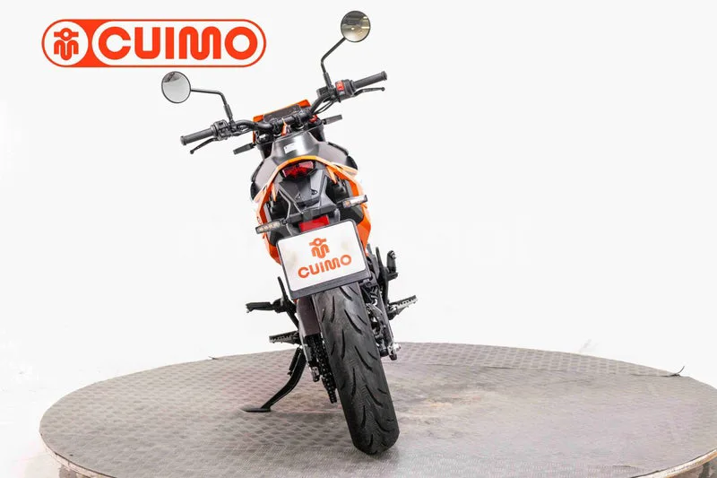 KTM 390 – Vista 22