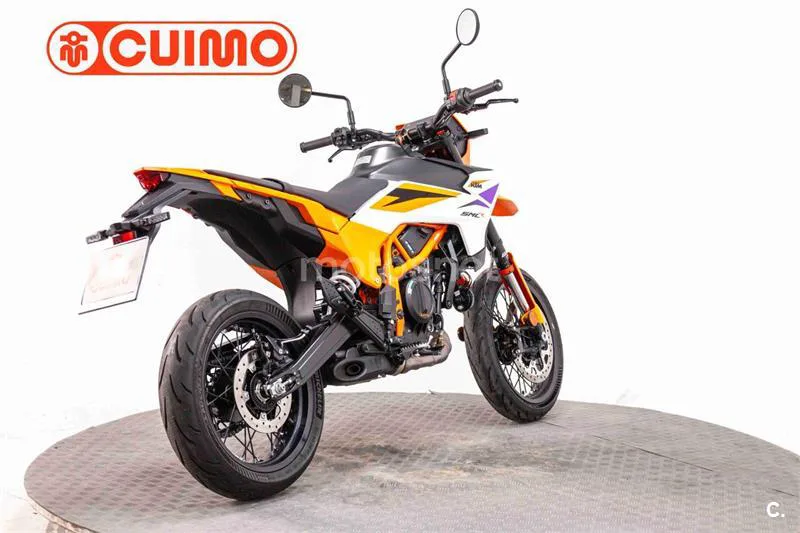 KTM 390 – Vista 9