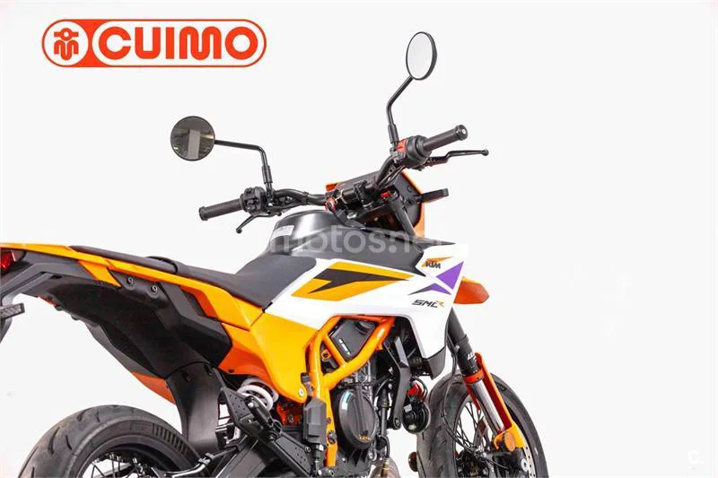 KTM 390 – Vista 10