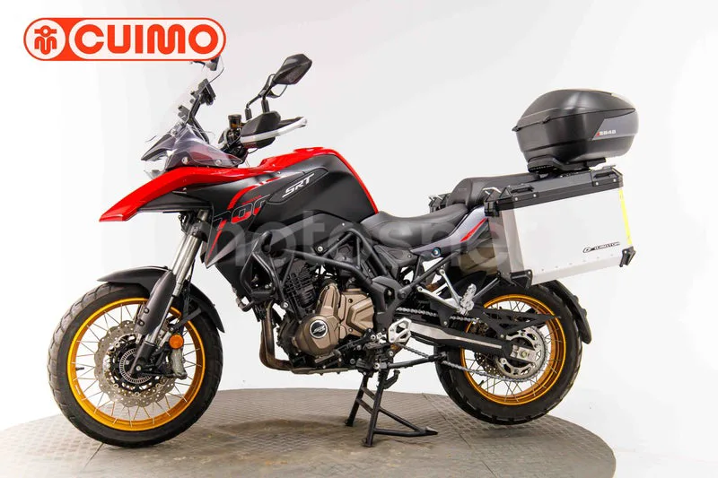 QJ Motor SRT 700 X – Vista 16