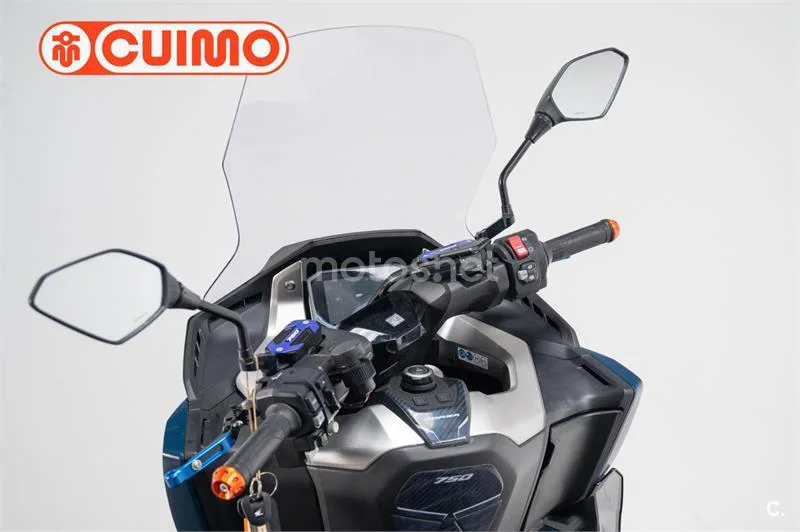 Honda Forza 750 – Vista 10