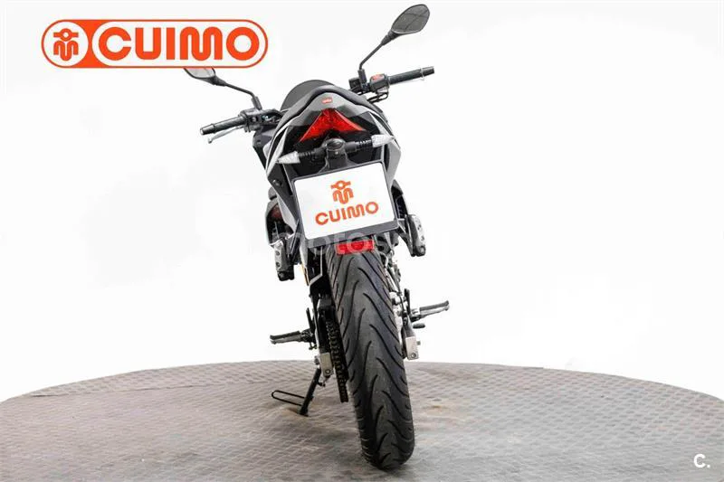 Aprilia Tuono 125 – Vista 11