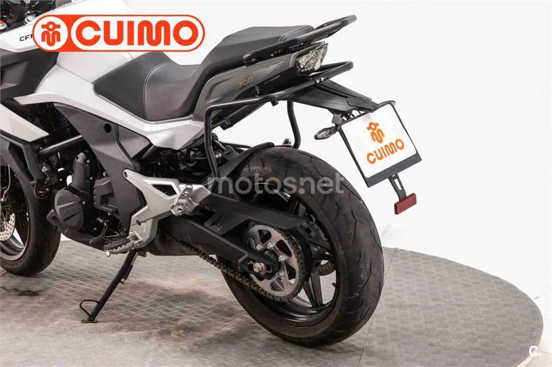CFMOTO 700MT – Vista 16