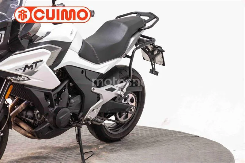 CFMOTO 700MT – Vista 22