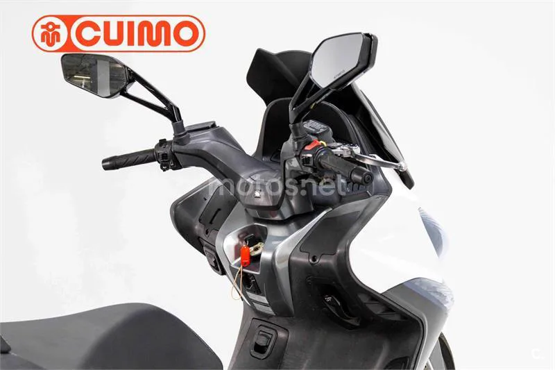 Kymco Xciting 400 – Vista 10