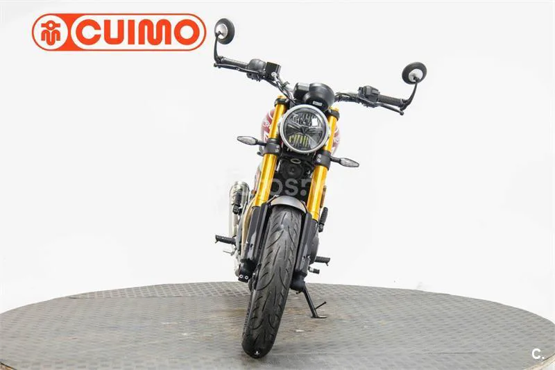 Triumph Speed 400 – Vista 20