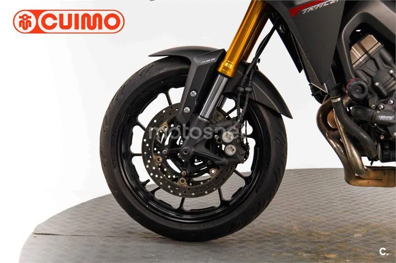 Yamaha MT-09 – Vista 21