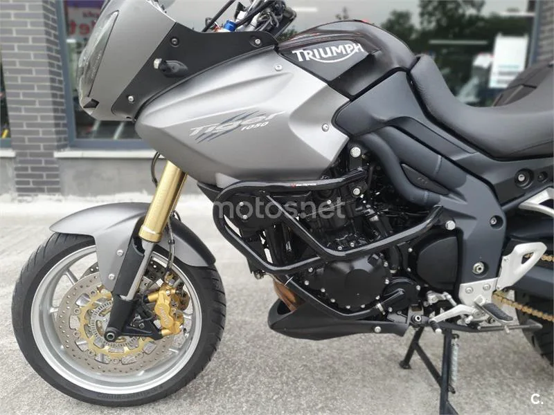 Triumph Tiger 1050 – Vista 9