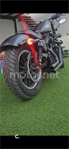 Harley-Davidson Sportster 883 – Vista 3