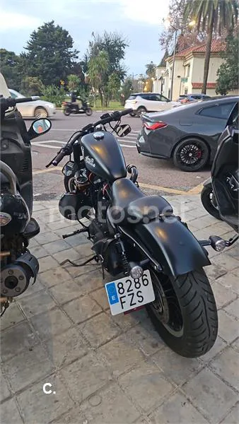 Harley-Davidson Sportster 883 – Vista 7