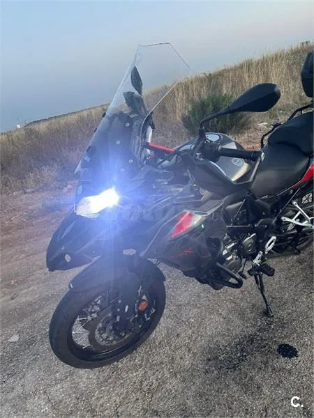 Benelli TRK 502 – Vista 3