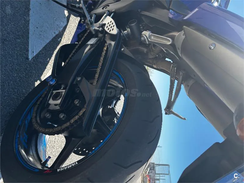 Yamaha R1 – Vista 5