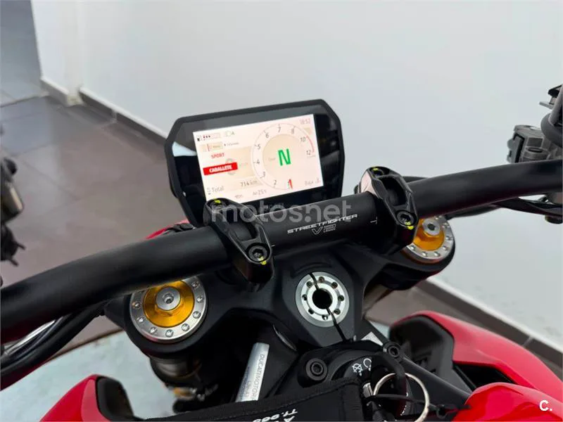 Ducati Streetfighter V2 – Vista 19