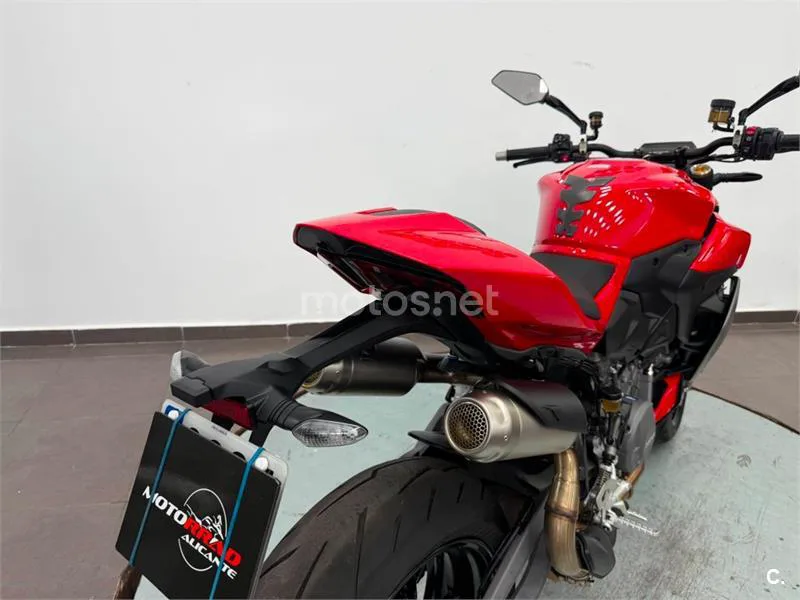 Ducati Streetfighter V2 – Vista 6
