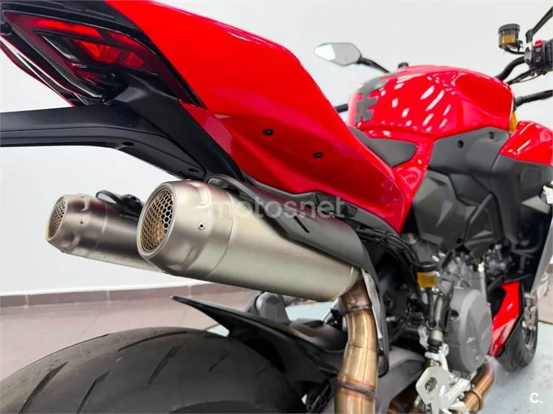 Ducati Streetfighter V2 – Vista 8