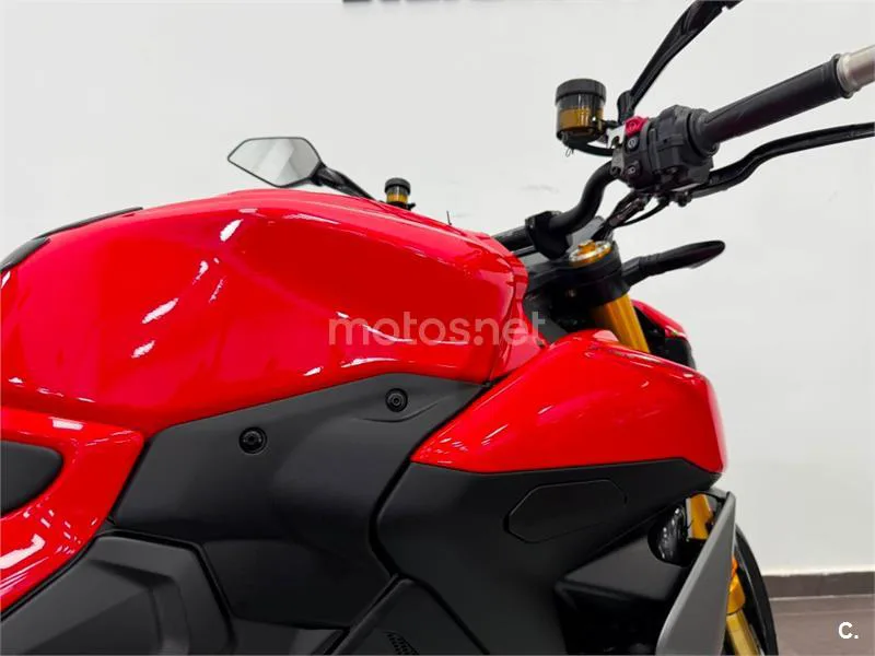 Ducati Streetfighter V2 – Vista 10