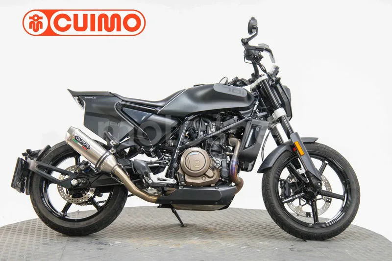 Husqvarna Svartpilen 701 – Vista 5