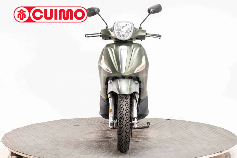 Piaggio Beverly 300 – Vista 20