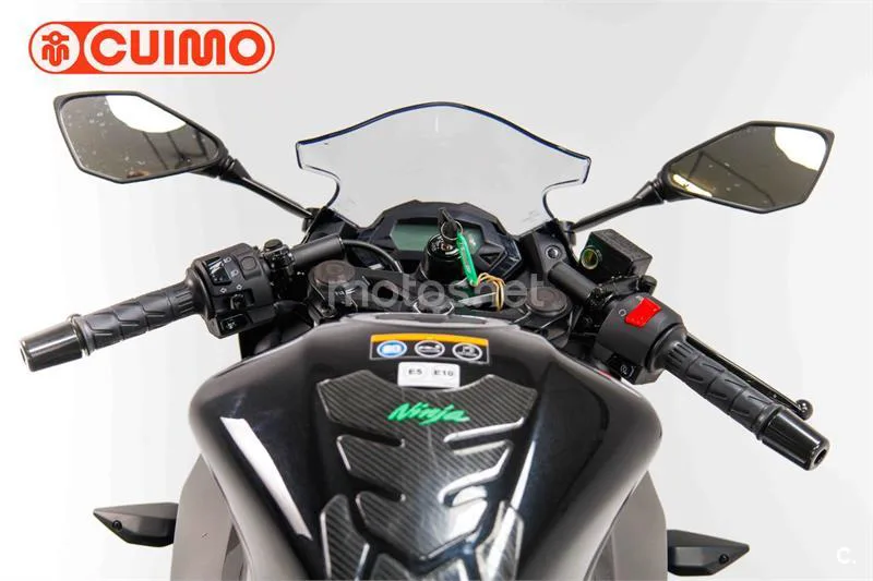 Kawasaki Ninja 125 – Vista 17
