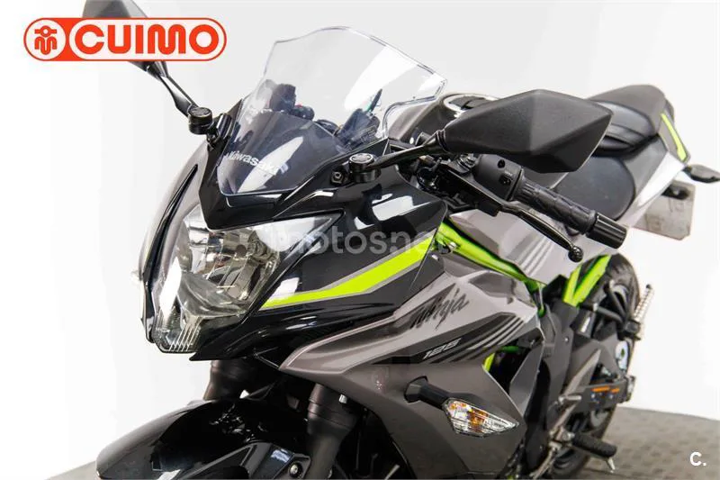 Kawasaki Ninja 125 – Vista 22