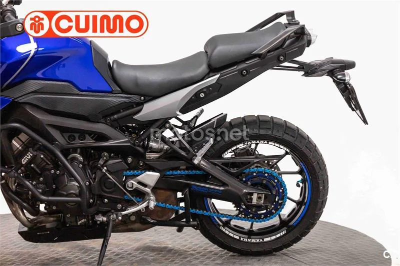 Yamaha MT-09 – Vista 16