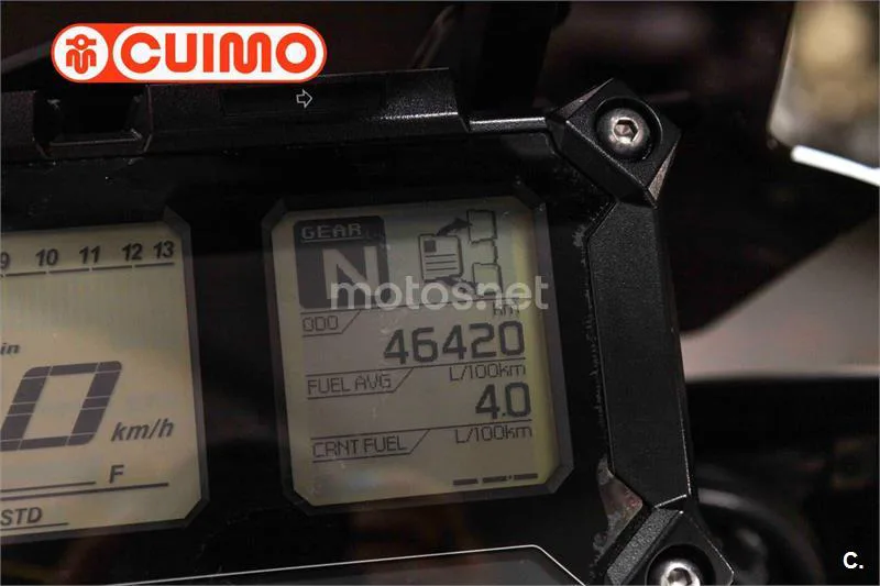 Yamaha MT-09 – Vista 22